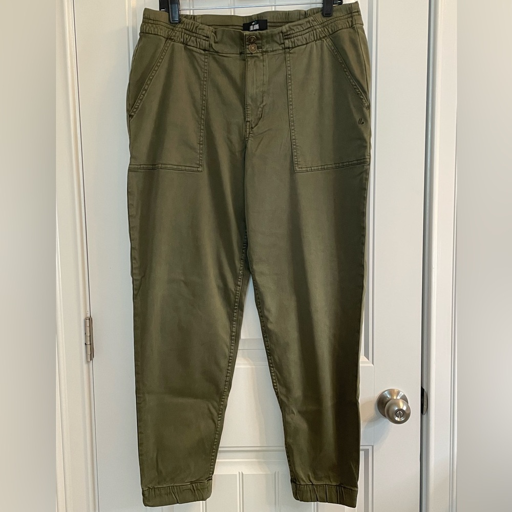 LuLaRoe Women’s Olive Green Cargo Pants